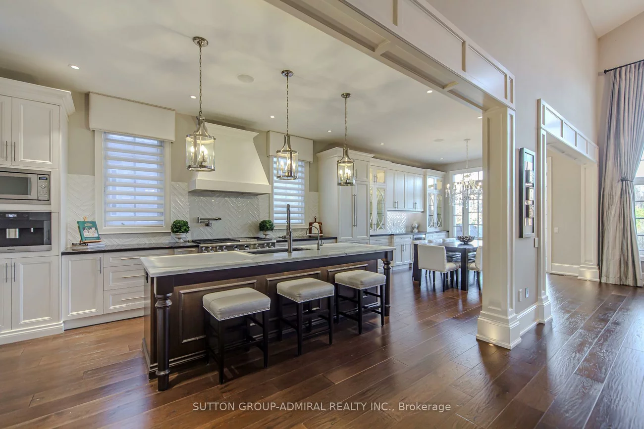 16, Bluff, Nobleton, King