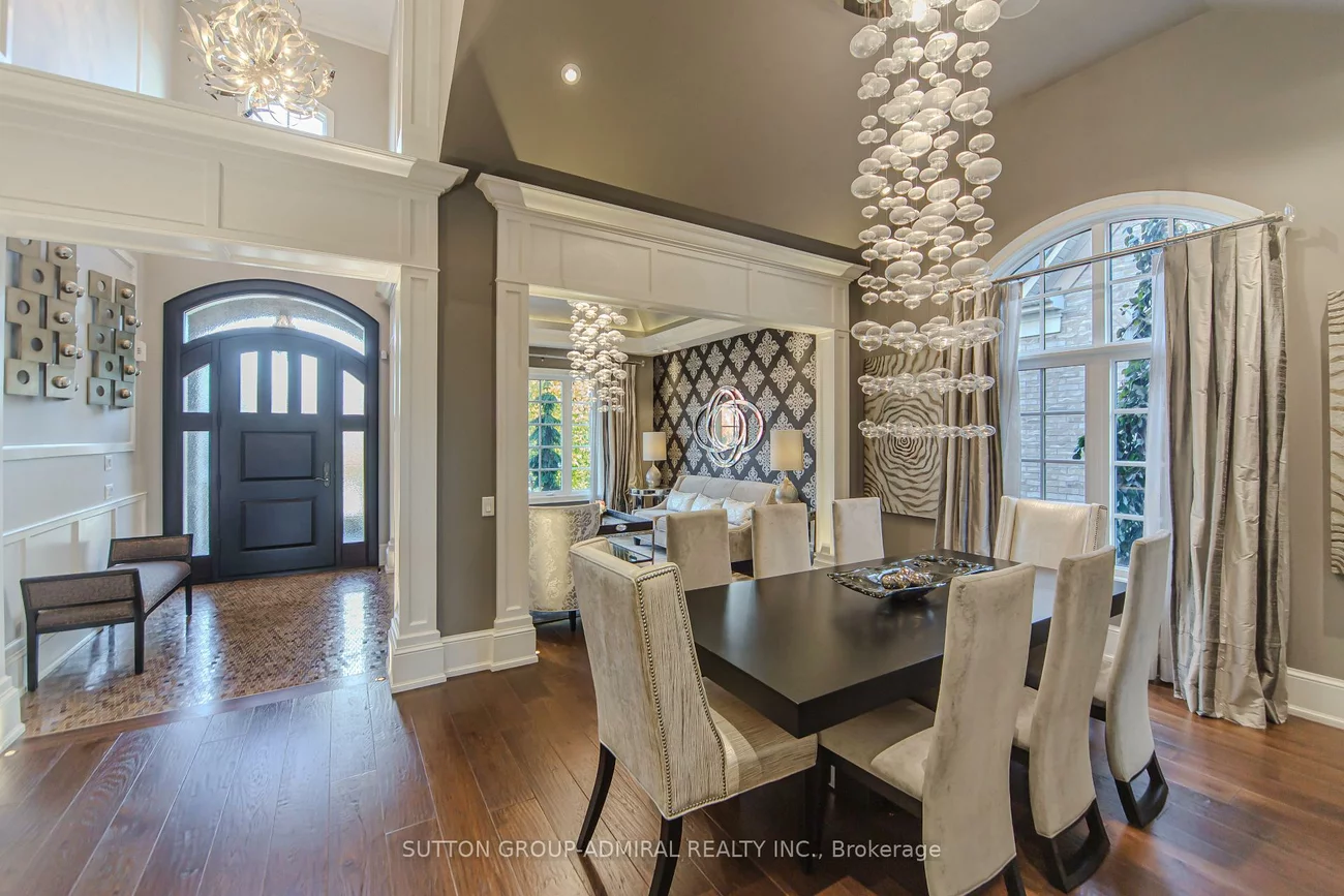 16, Bluff, Nobleton, King