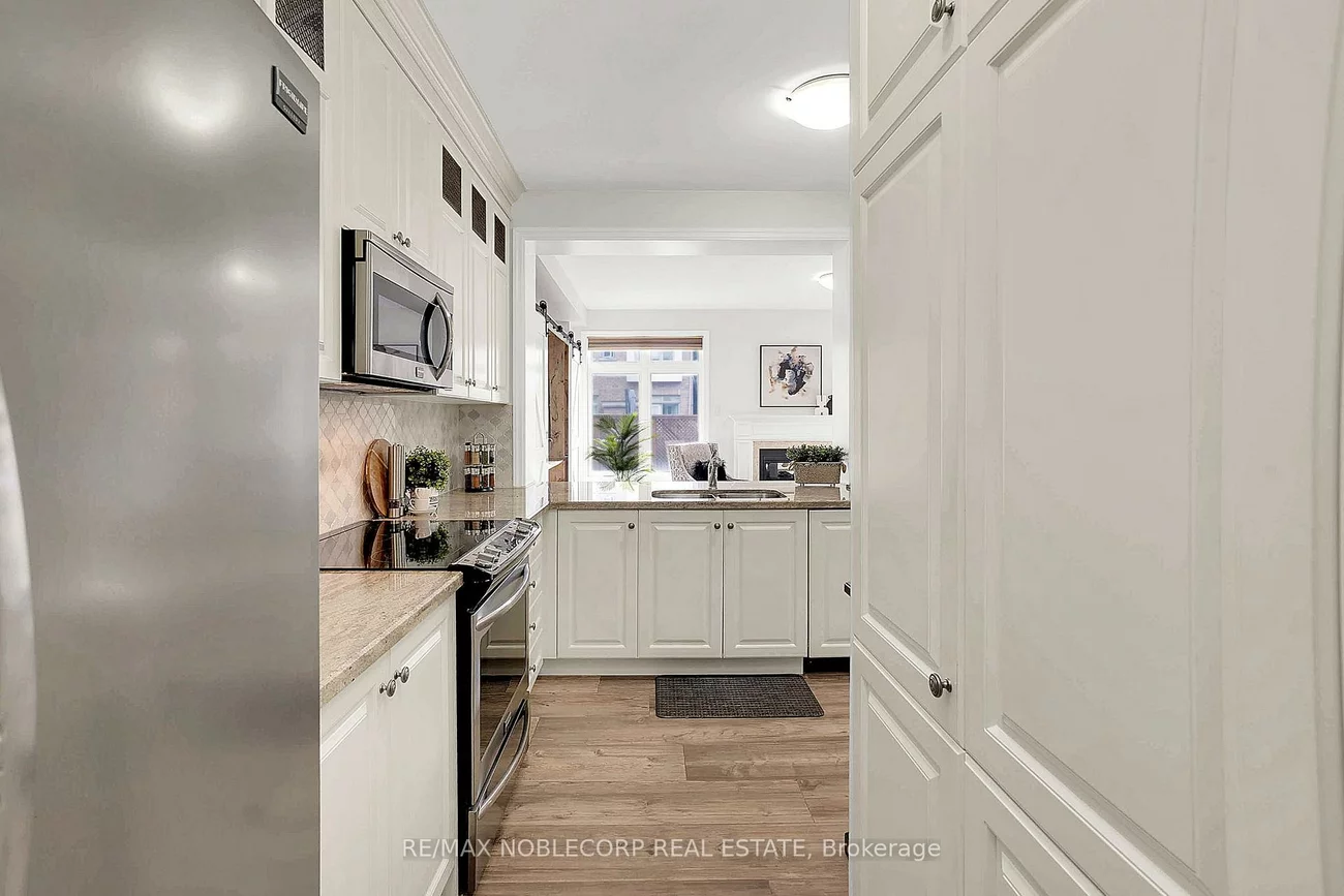 54, Wells Orchard, King City, King