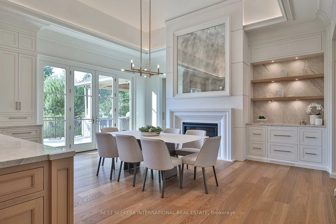 16, Eversley Hall, Rural King, King