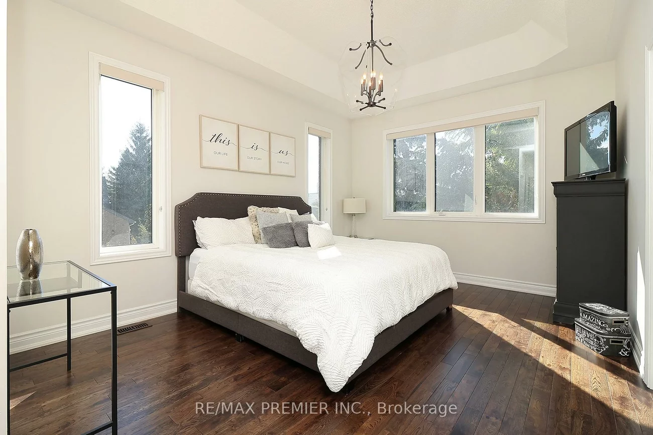 39, Caliber, Nobleton, King