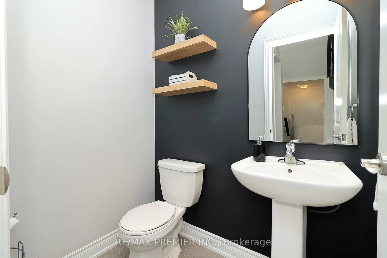 39, Caliber, Nobleton, King