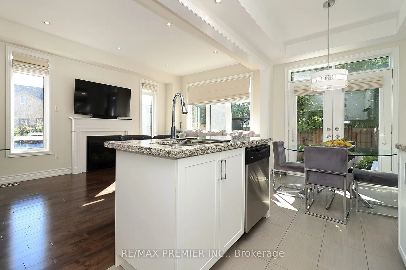 39, Caliber, Nobleton, King