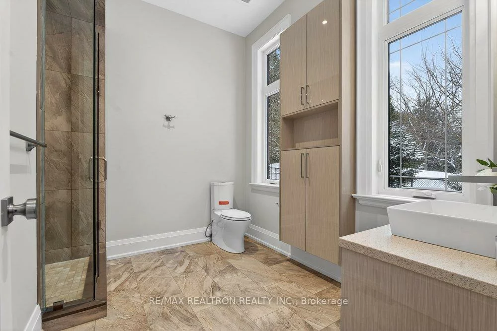 14705, Jane, King City, King