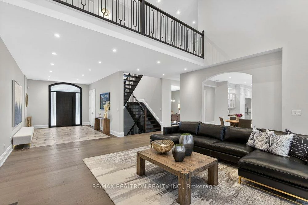 14705, Jane, King City, King