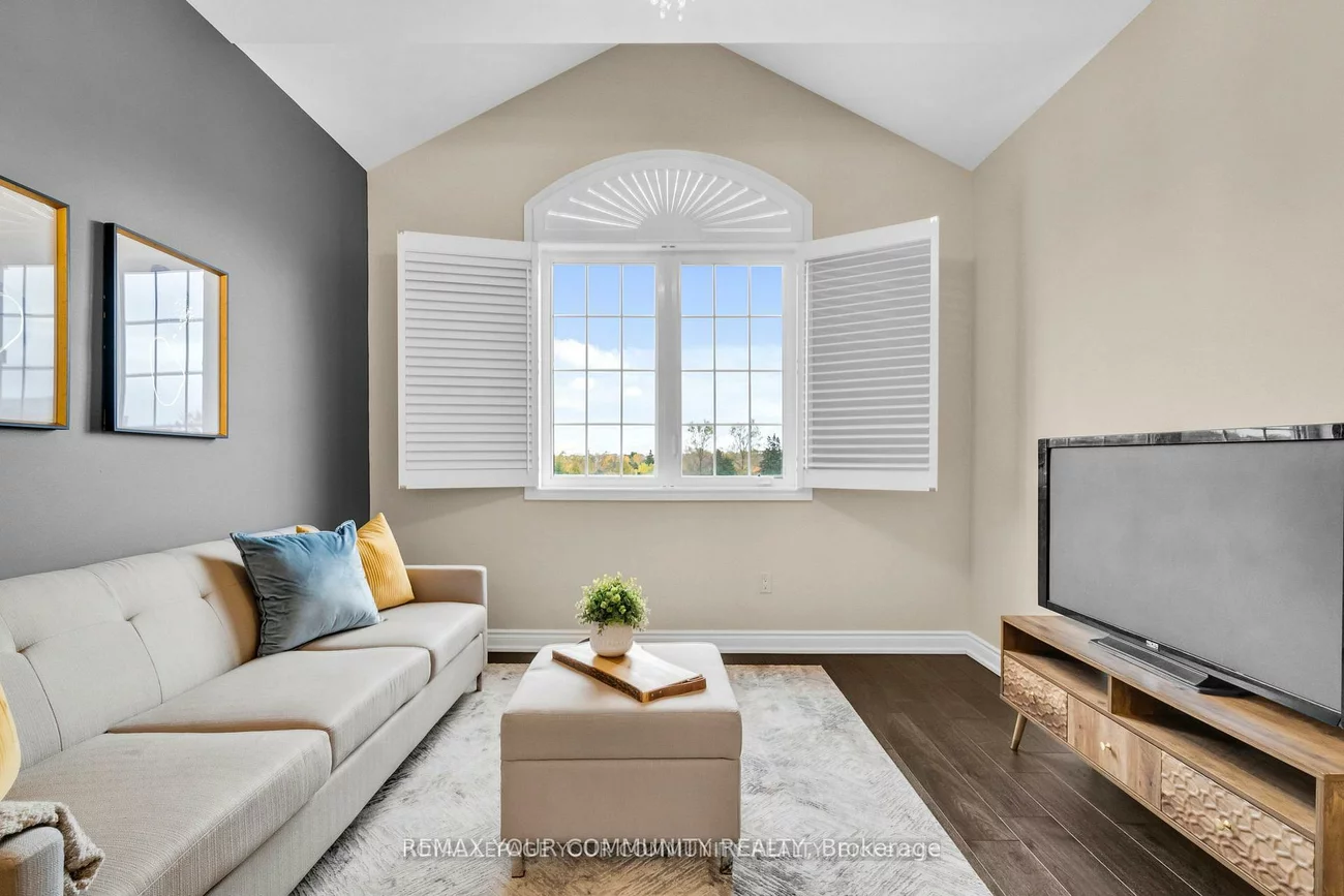 8, King, King City, King