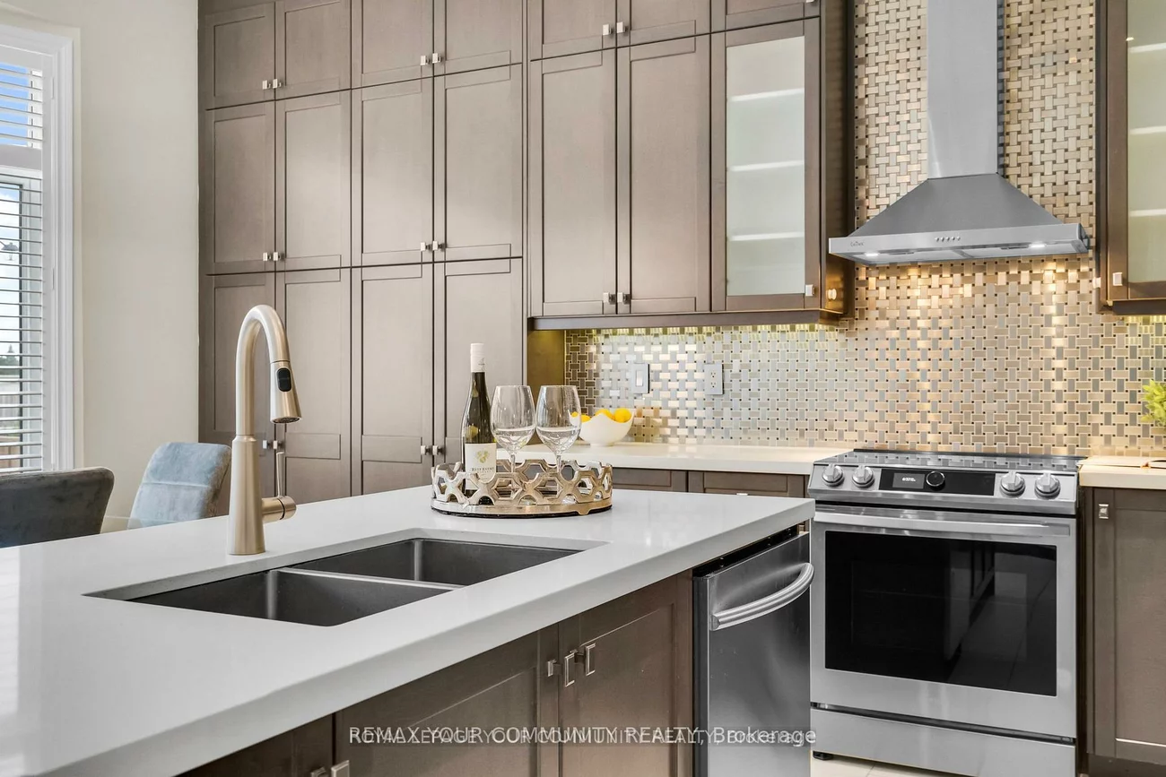 8, King, King City, King