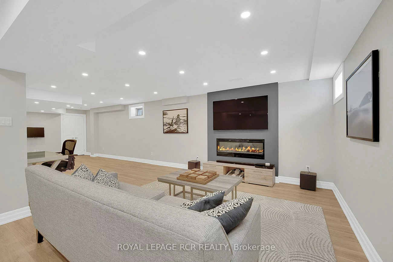 32, Tatton, King City, King