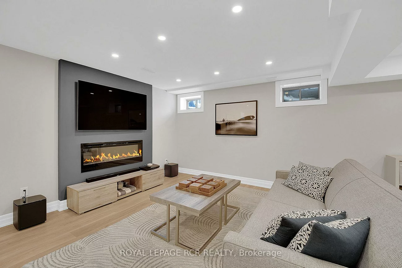 32, Tatton, King City, King