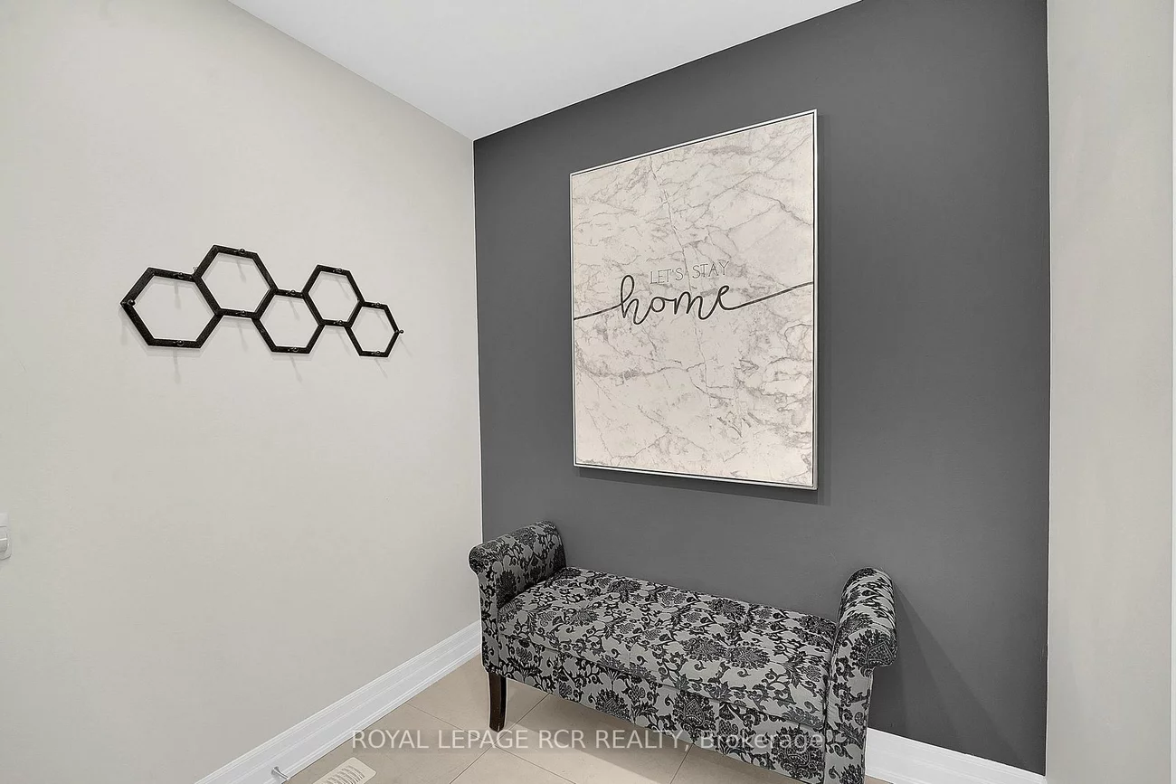 32, Tatton, King City, King