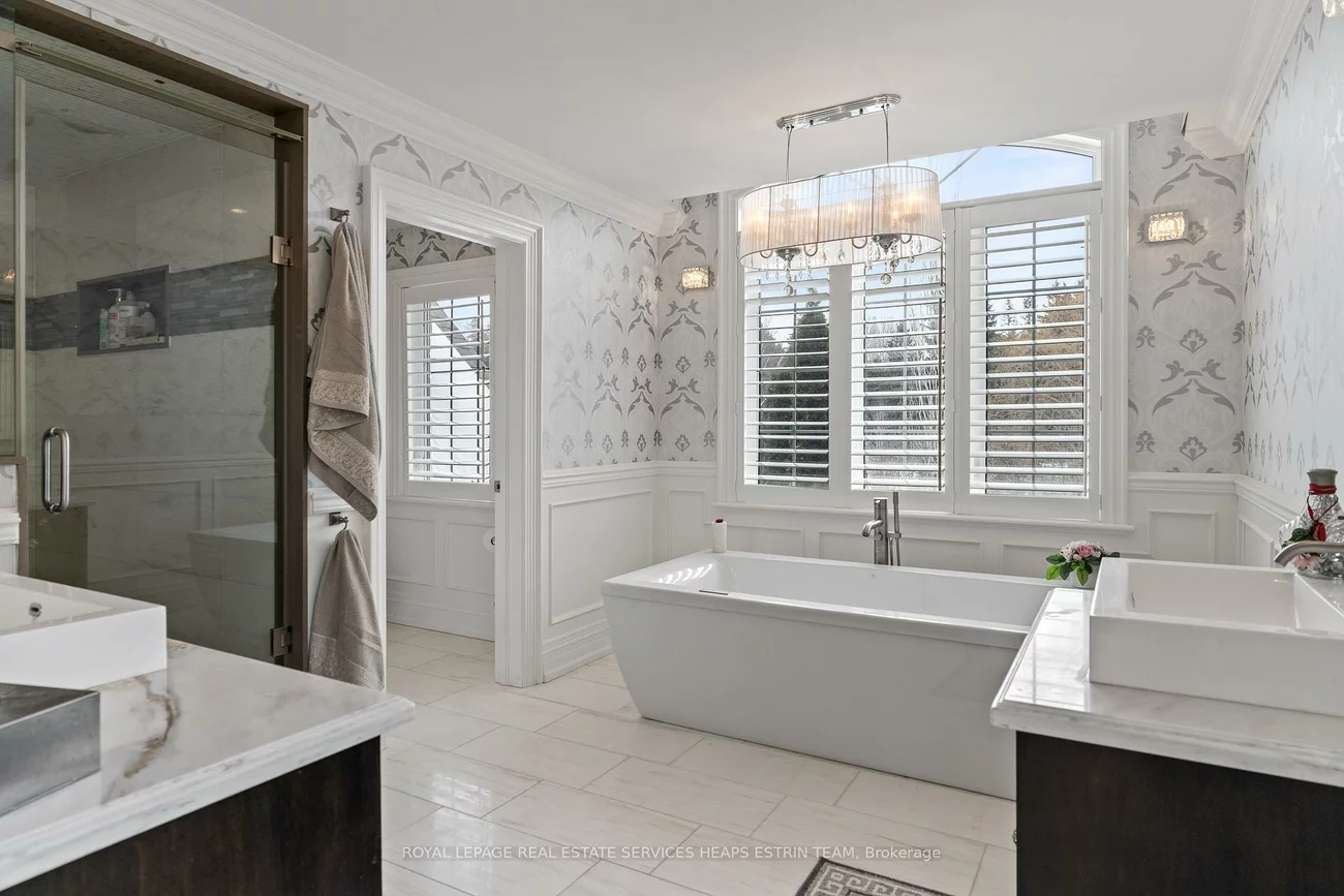 206, Churchill, Rural King, King