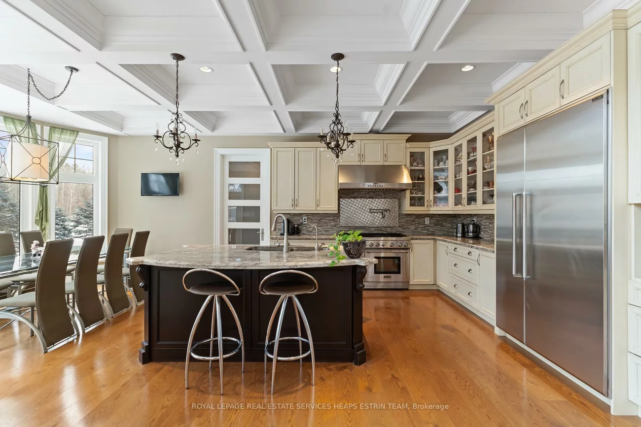 206, Churchill, Rural King, King