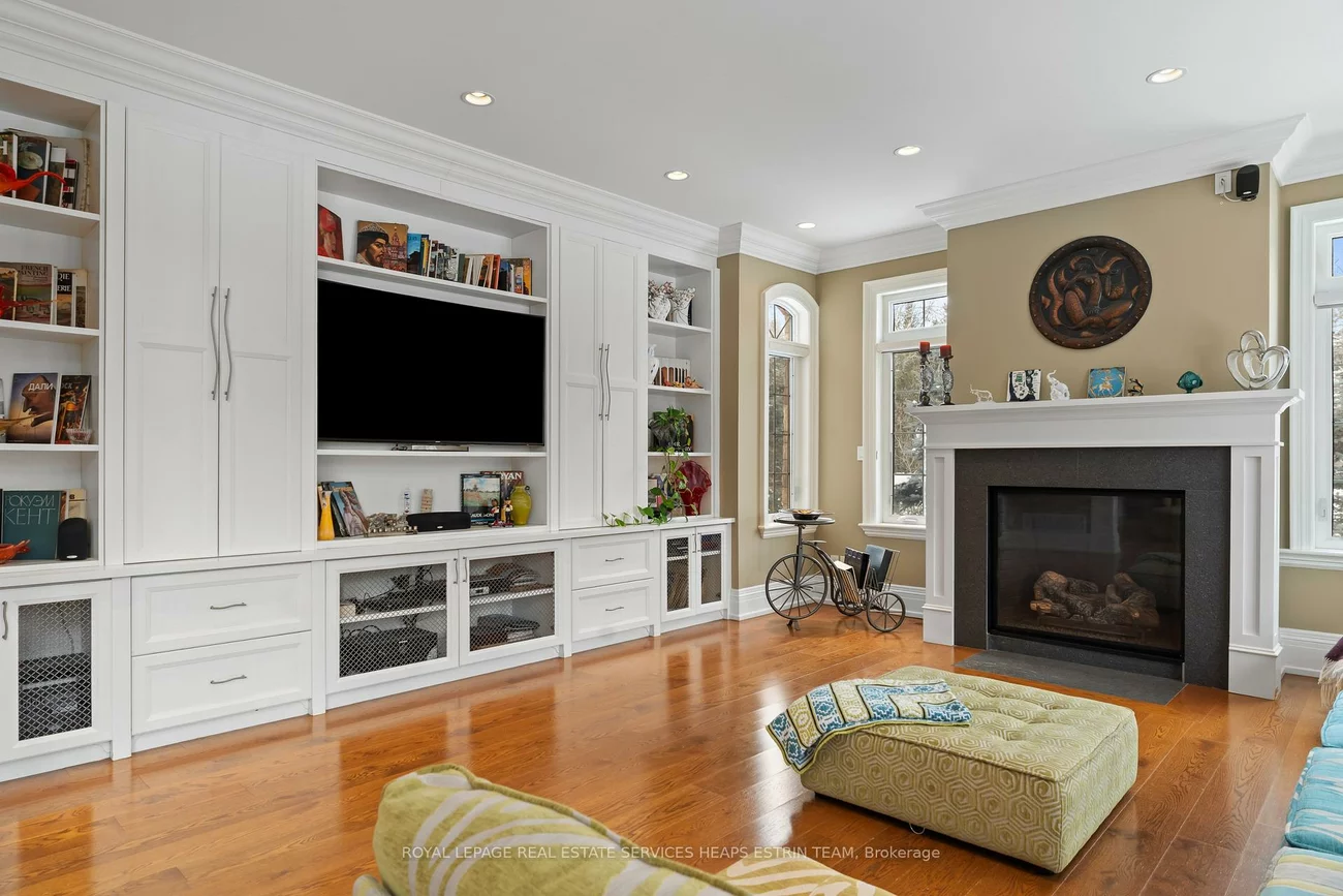 206, Churchill, Rural King, King