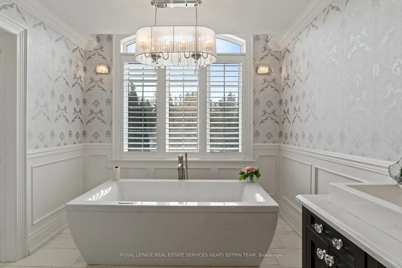 206, Churchill, Rural King, King