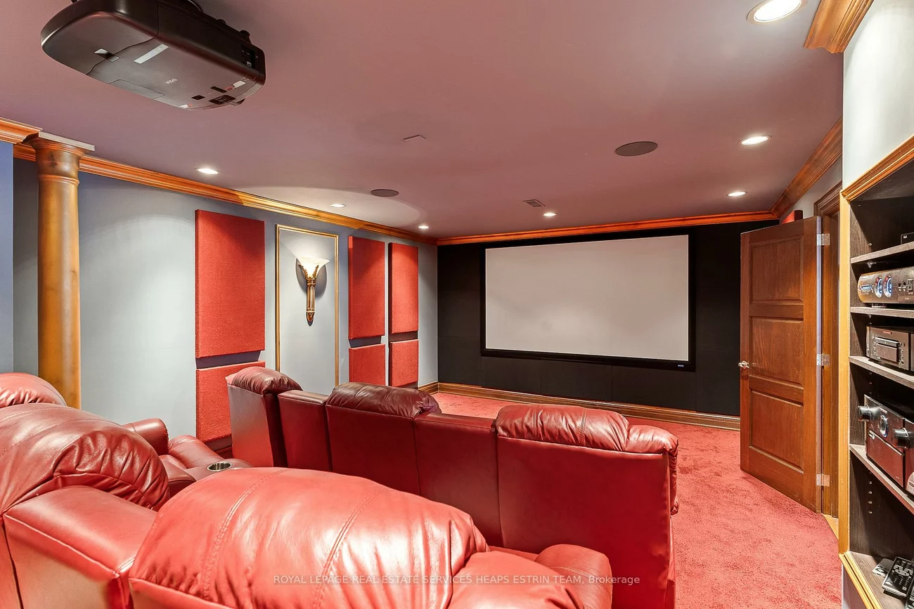 206, Churchill, Rural King, King