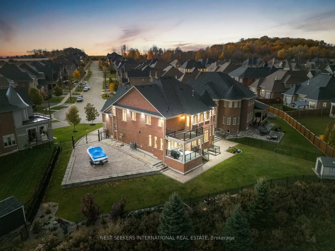 12, Albert Hill, Nobleton, King