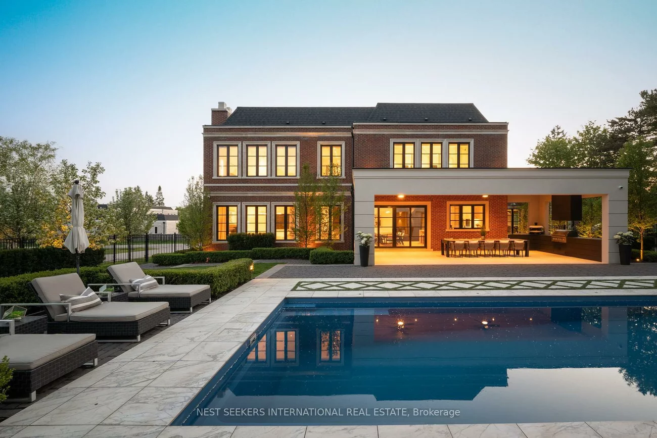 6, Forestave, Nobleton, King