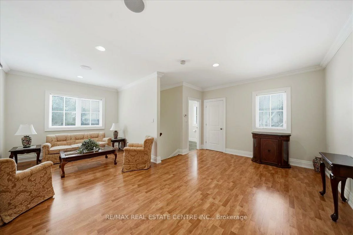 65, Kingswood, Rural King, King