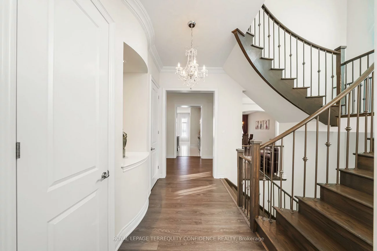 23, Macmurchy, Nobleton, King