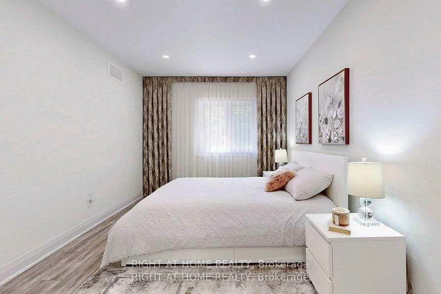 15, Old Church, Rural King, King