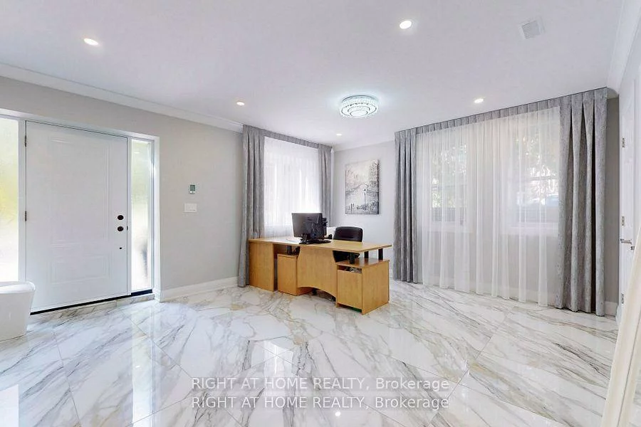 15, Old Church, Rural King, King