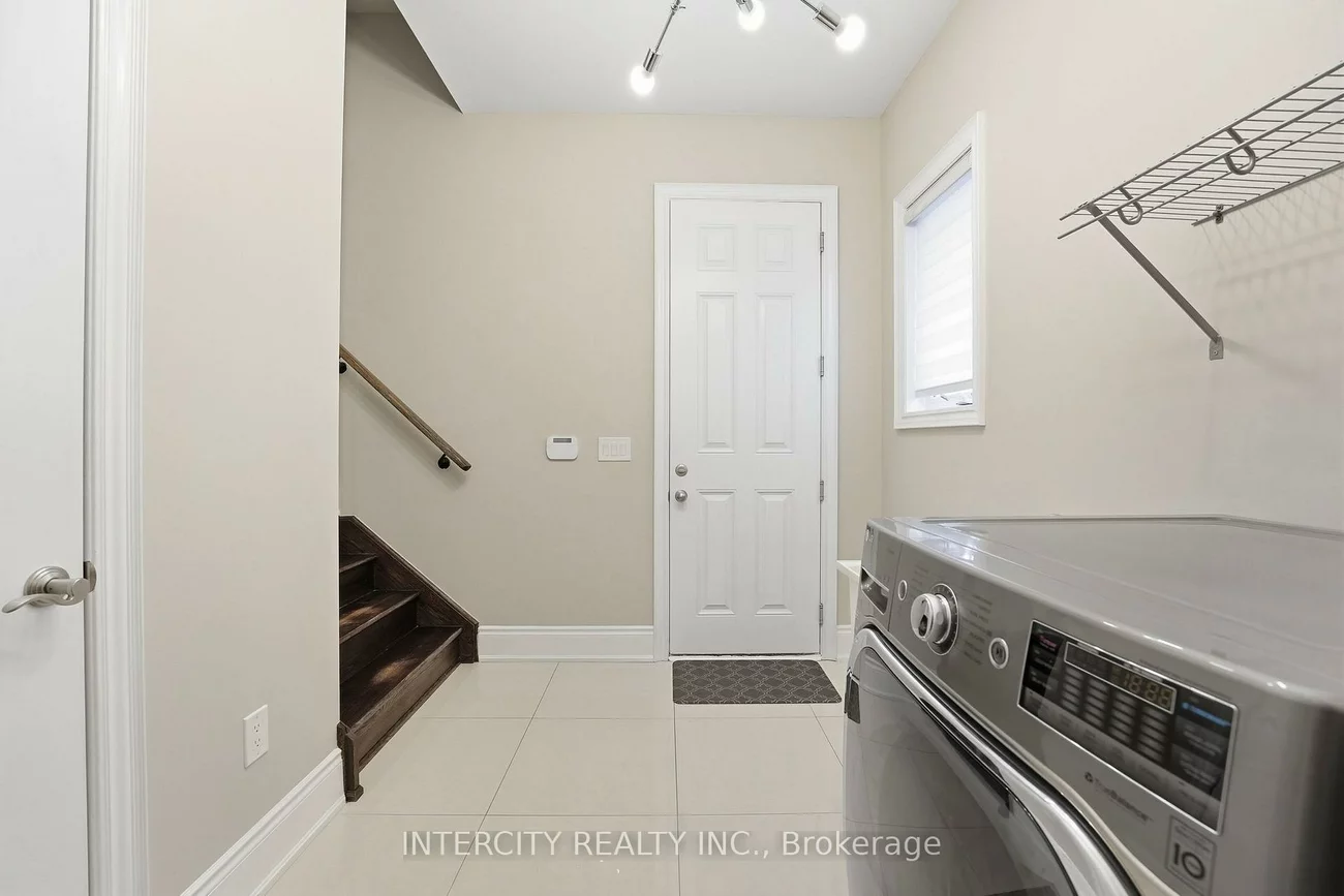 15, Coastal, Nobleton, King