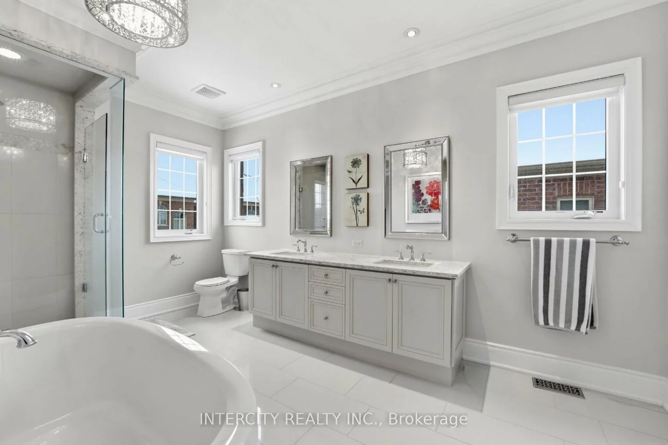 15, Coastal, Nobleton, King