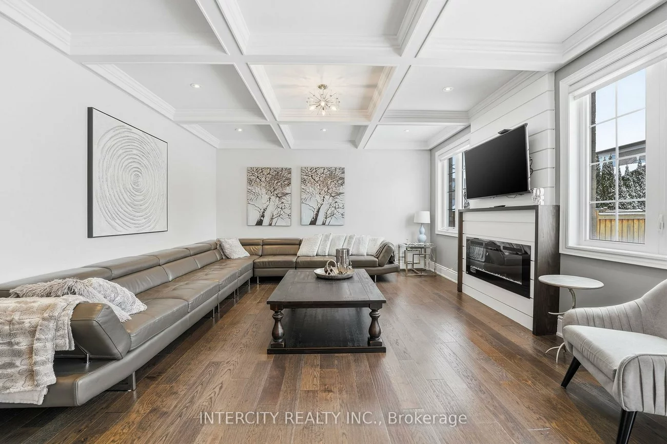 15, Coastal, Nobleton, King