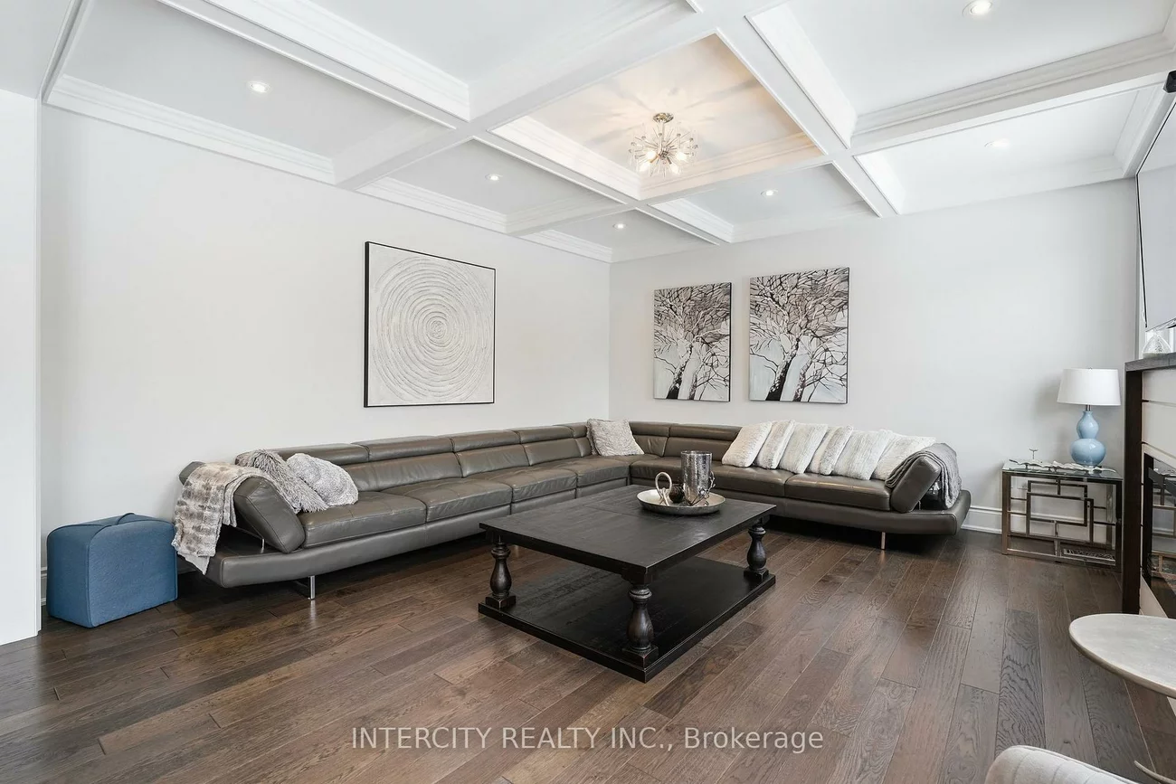 15, Coastal, Nobleton, King