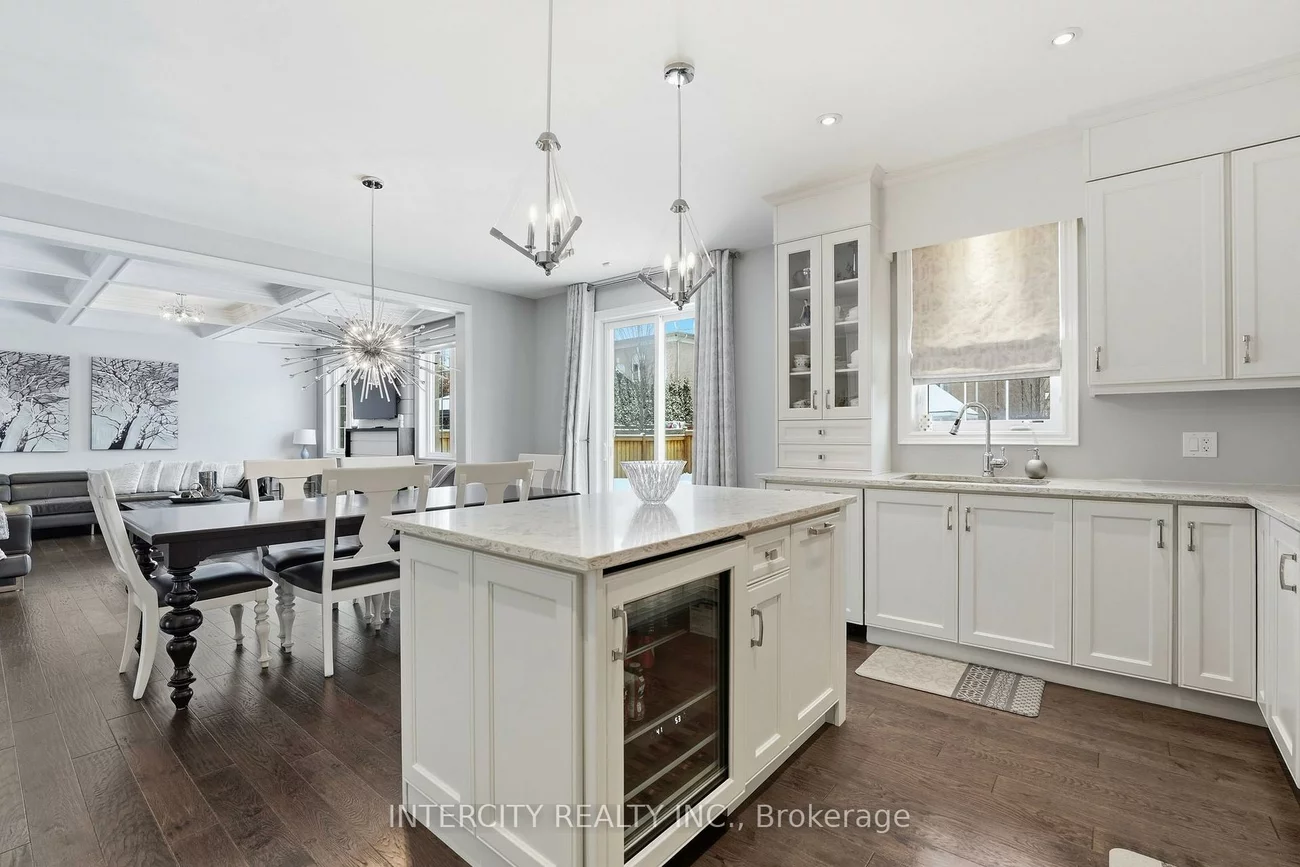 15, Coastal, Nobleton, King