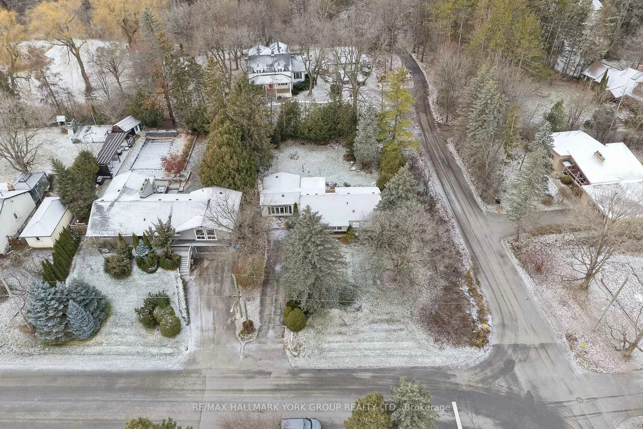 60, Charles, King City, King