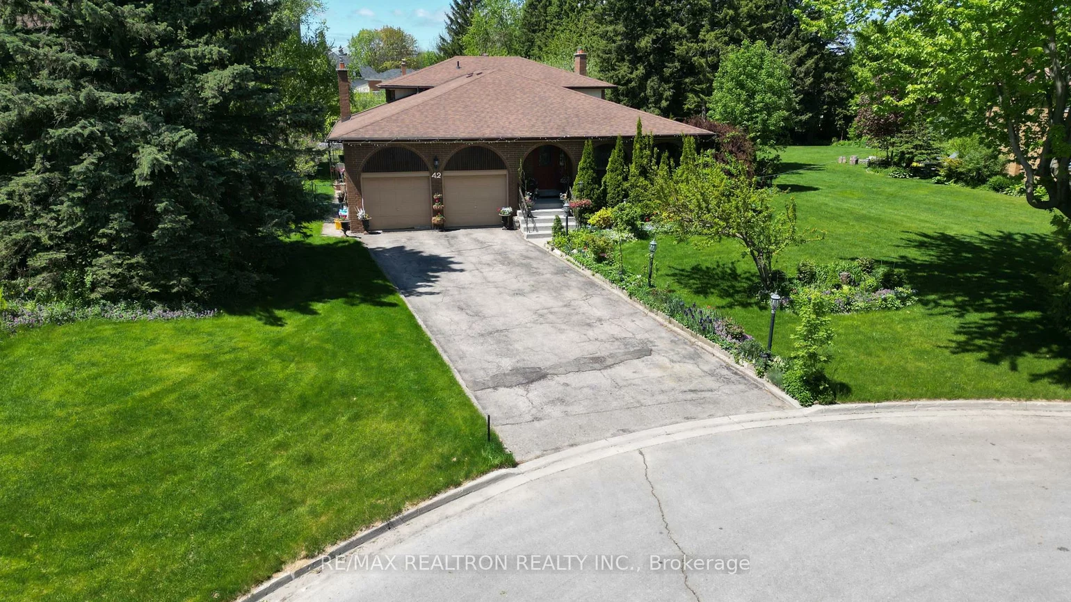 42, Banner, King City, King