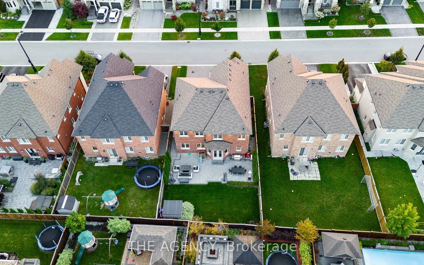 11, Coastal, Nobleton, King