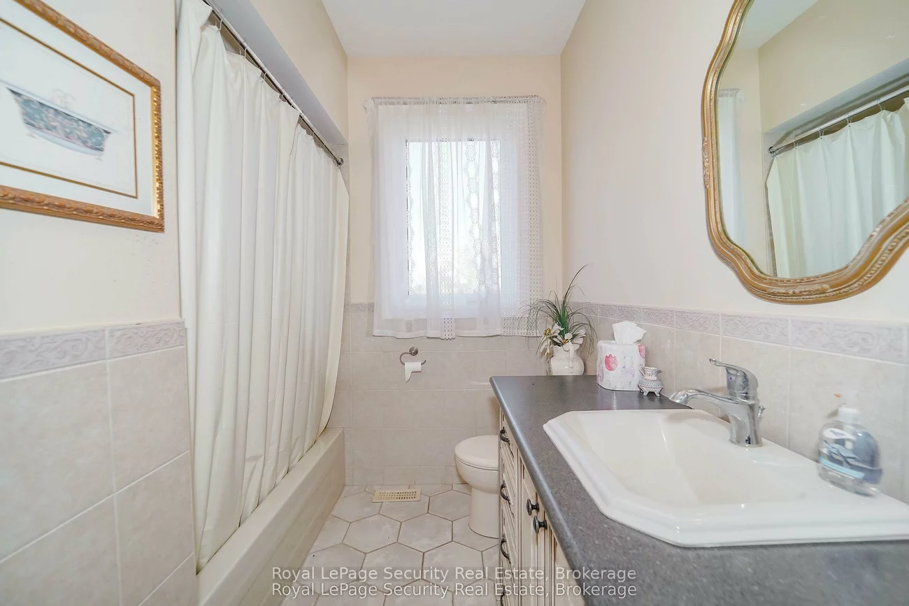 3280, 19th, Rural King, King