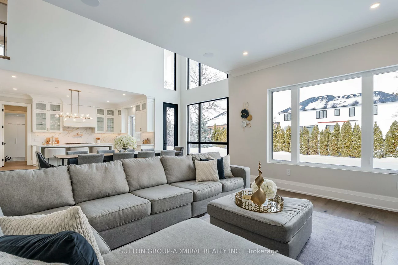 41, Elizabeth, Nobleton, King