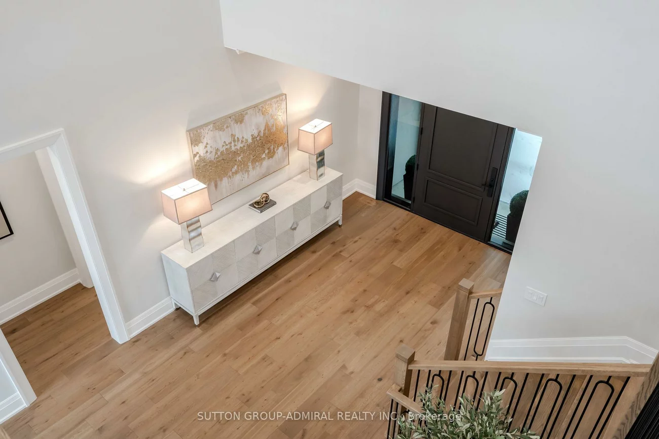 41, Elizabeth, Nobleton, King