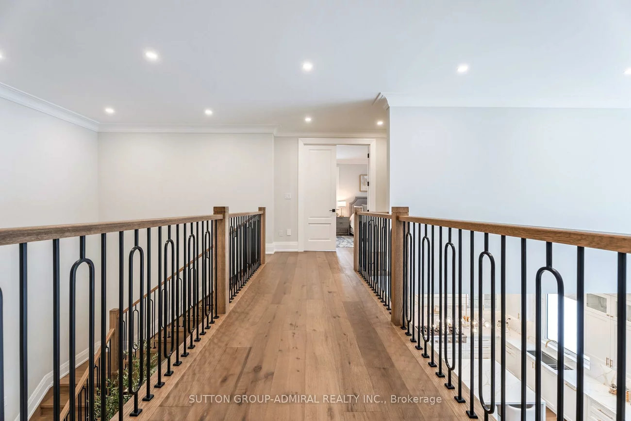 41, Elizabeth, Nobleton, King