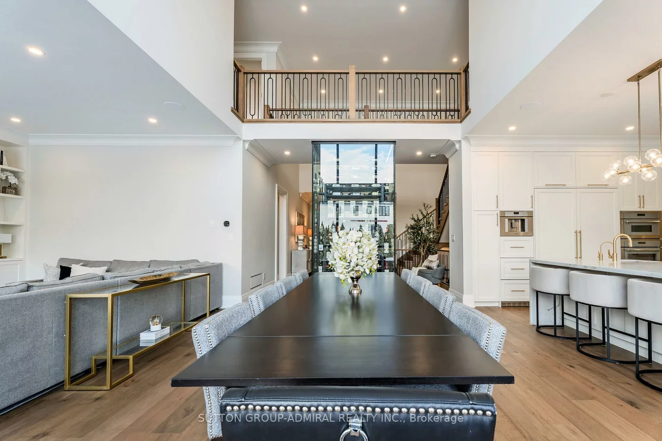 41, Elizabeth, Nobleton, King