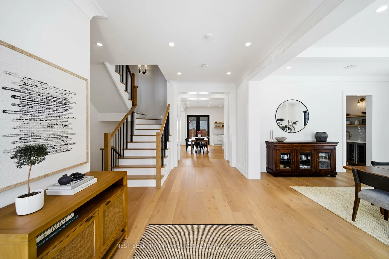 26, Royal, Nobleton, King