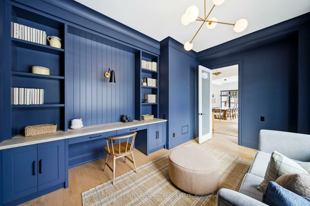 26, Royal, Nobleton, King