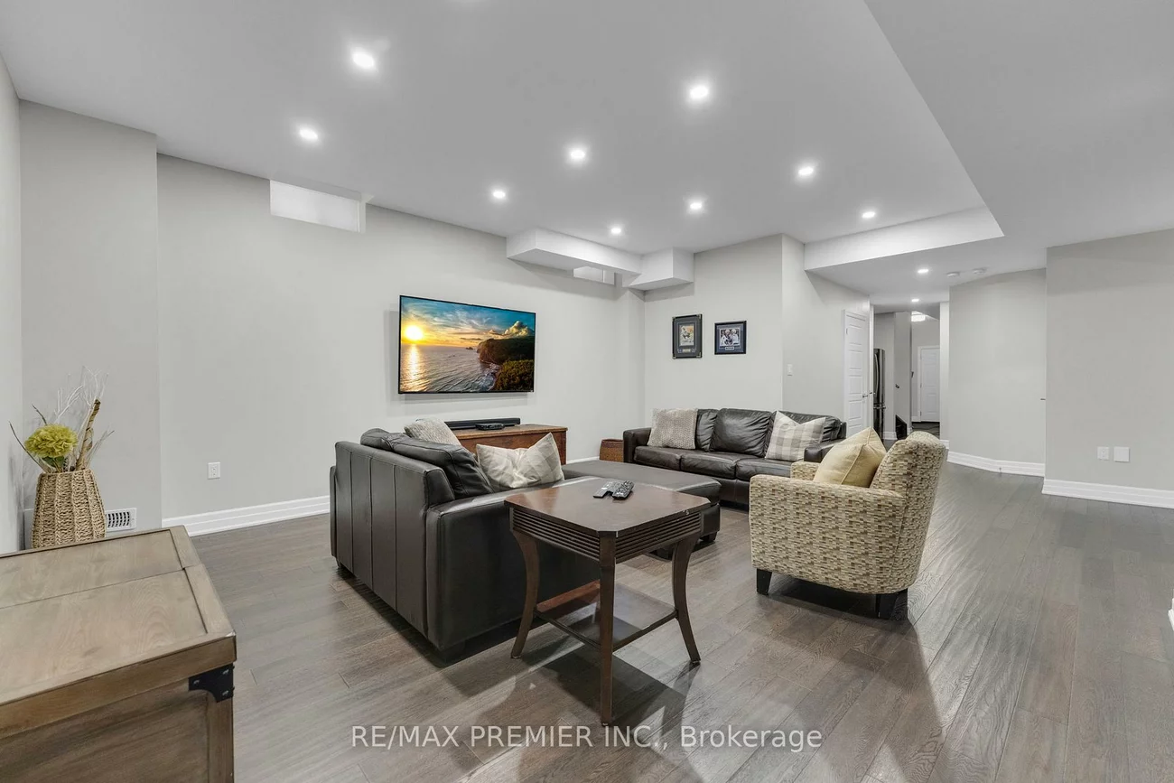 14, King, King City, King