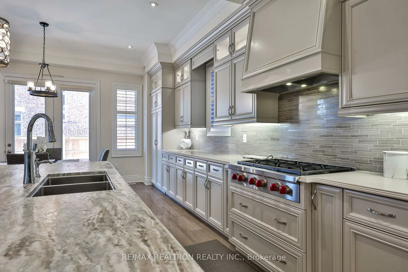 63, Cairns, King City, King