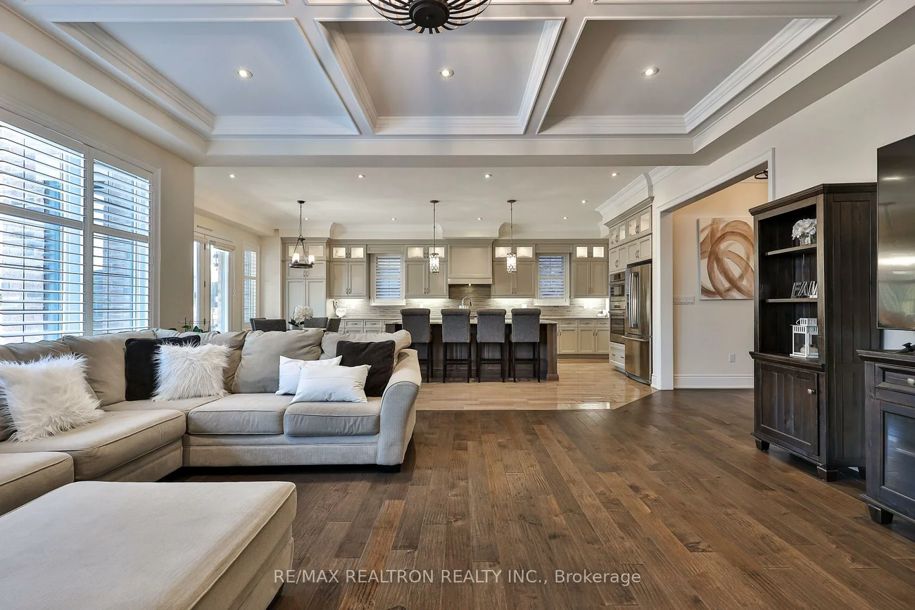 63, Cairns, King City, King