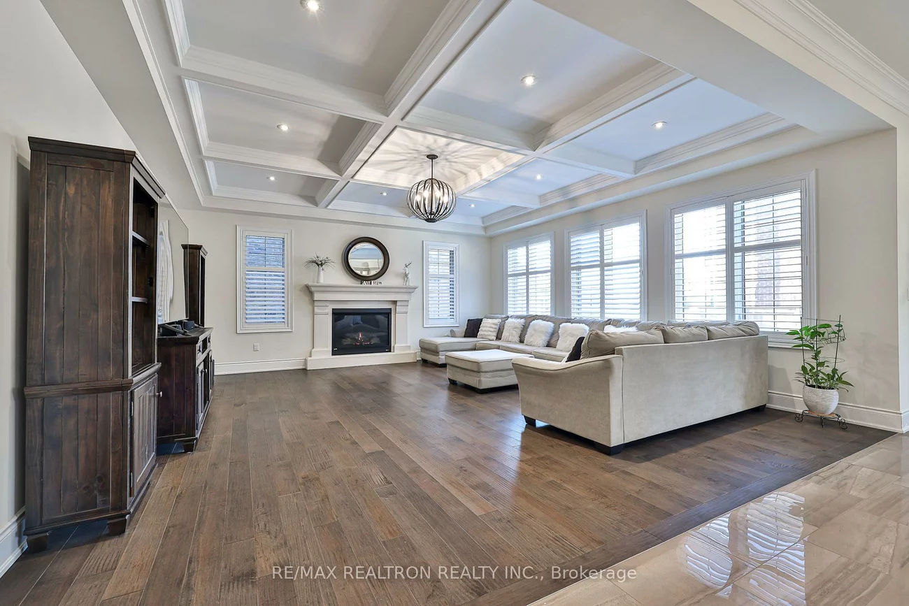 63, Cairns, King City, King