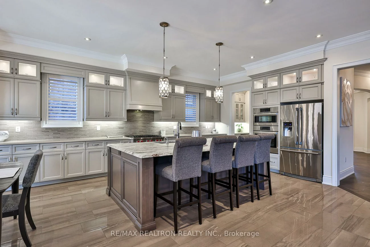 63, Cairns, King City, King