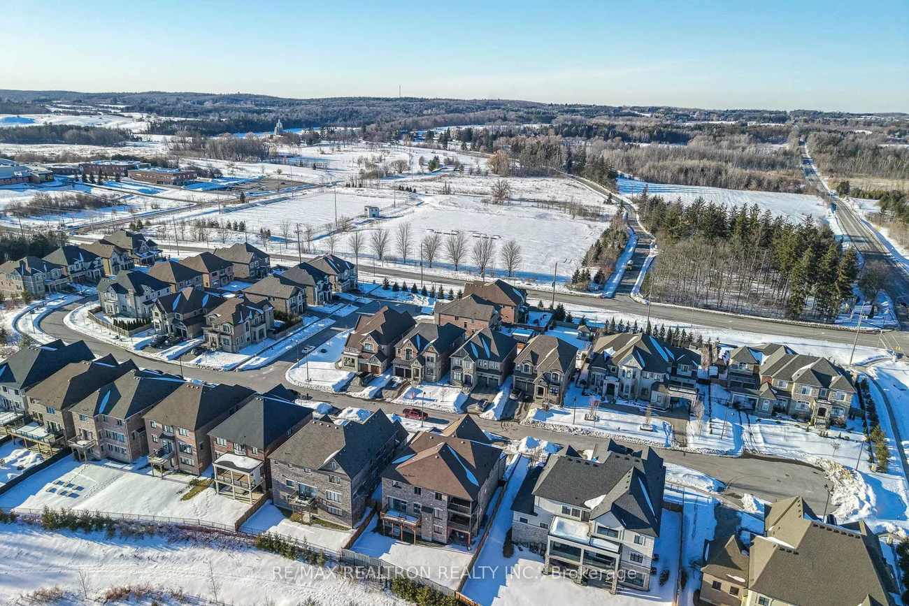 63, Cairns, King City, King