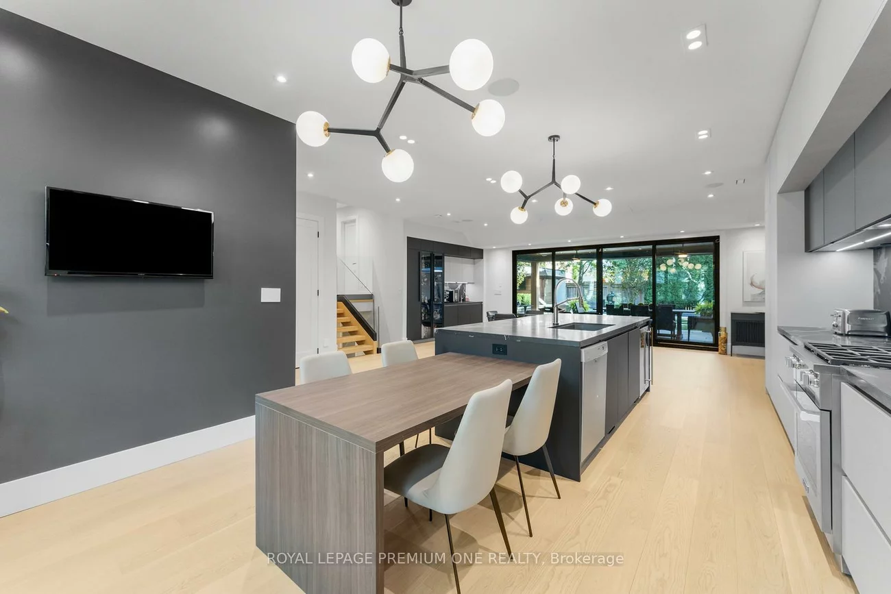 49, Norman, King City, King