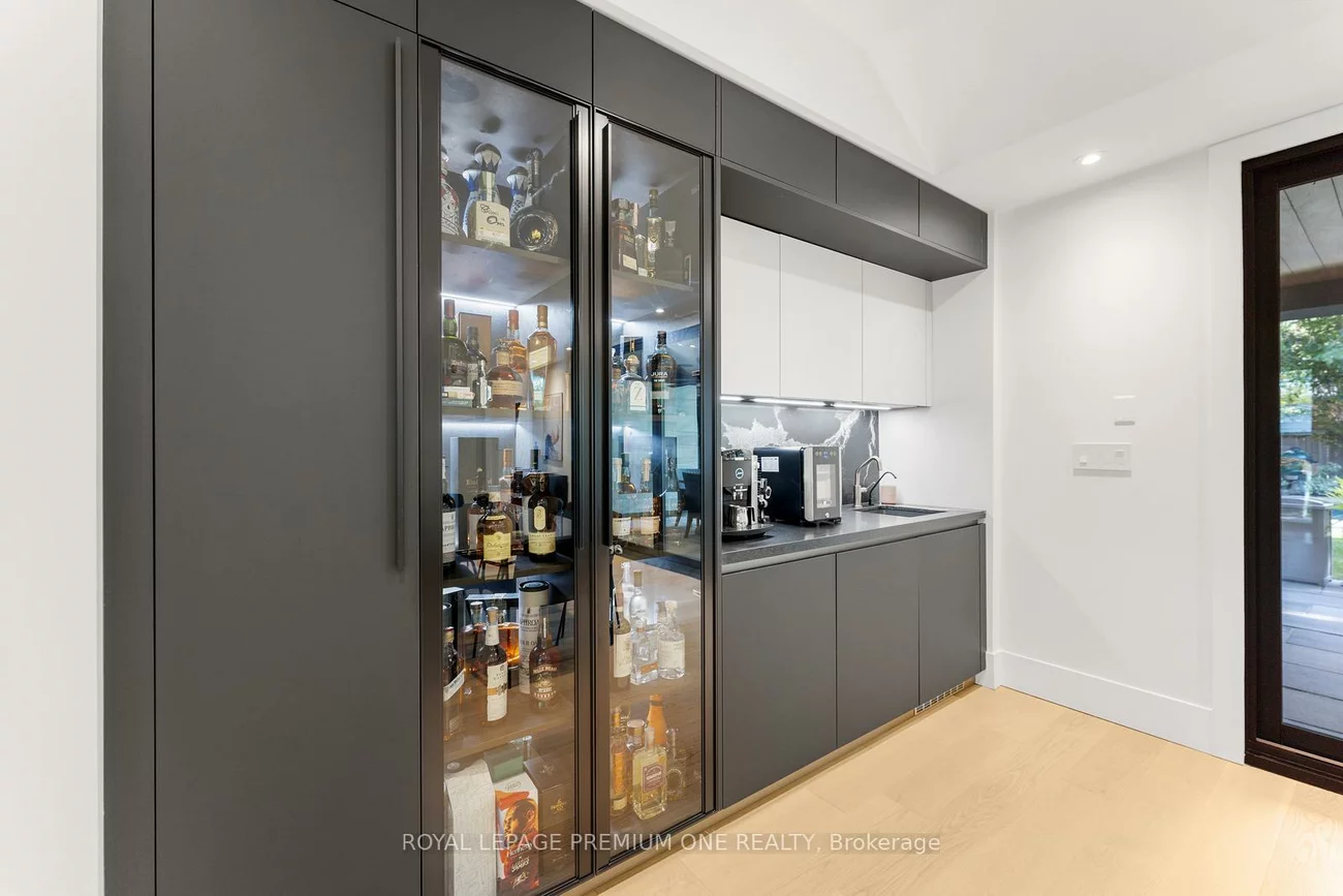 49, Norman, King City, King