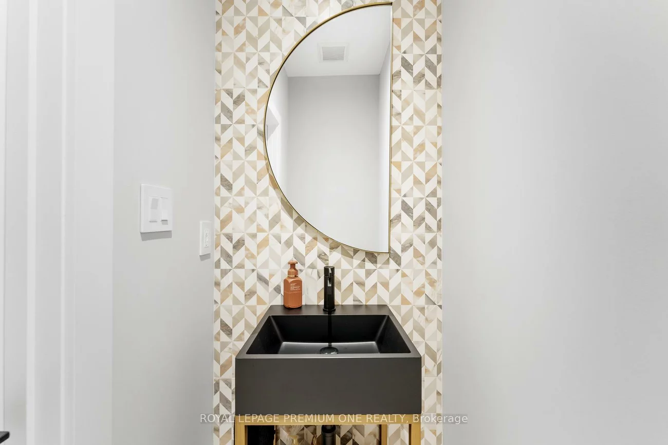 49, Norman, King City, King