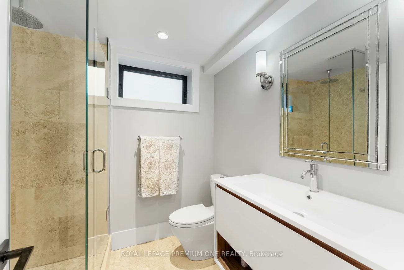 49, Norman, King City, King